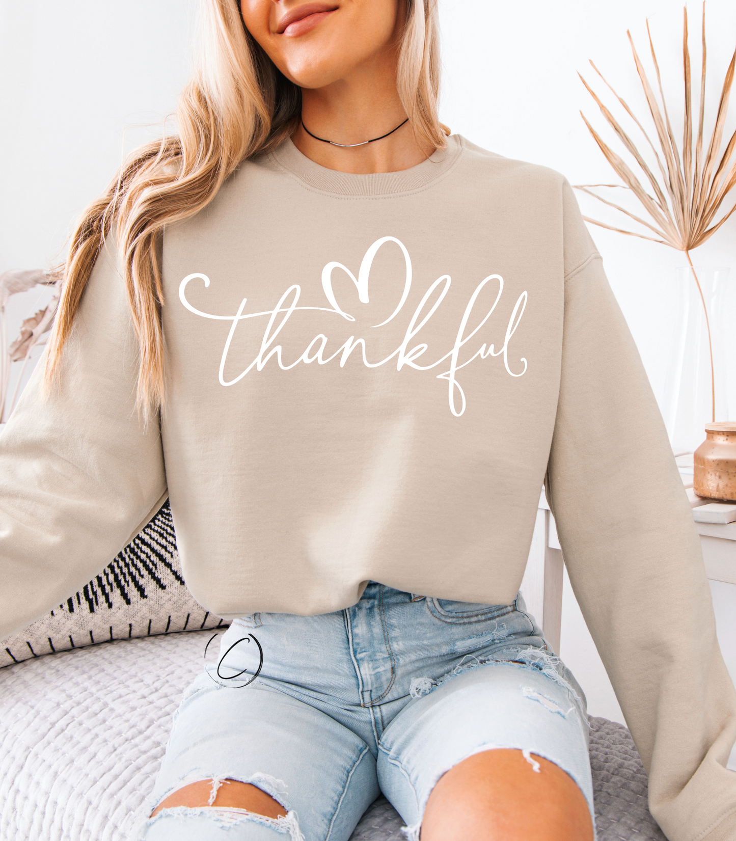 THANKFUL Heart Sweatshirt