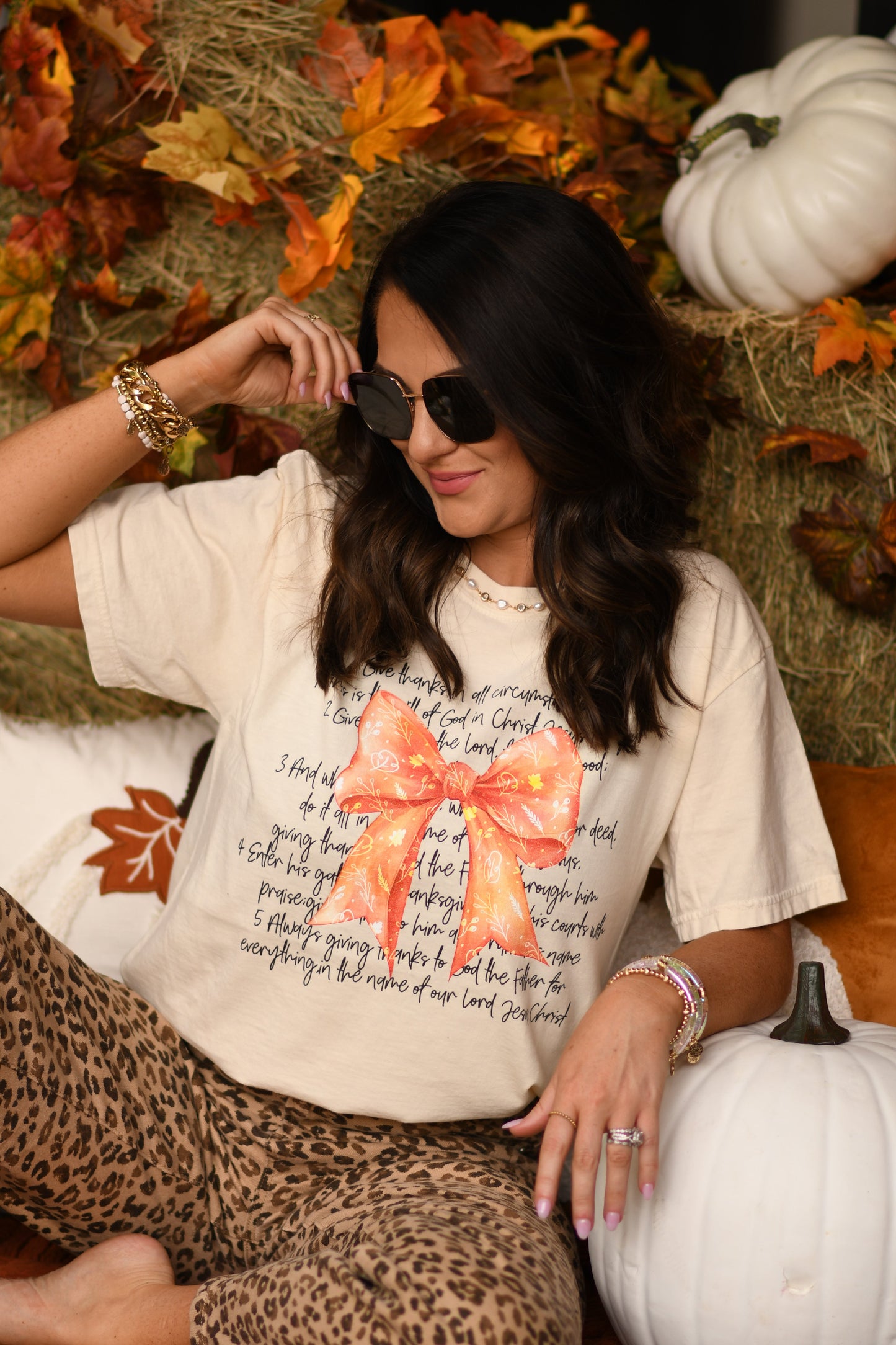 THANKSGIVING BIBLE VERSE BOW TEE