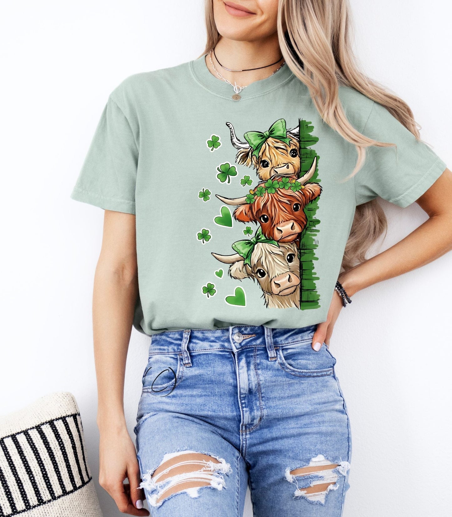 Howdy St. Patrick's Day Highland Graphic Tee