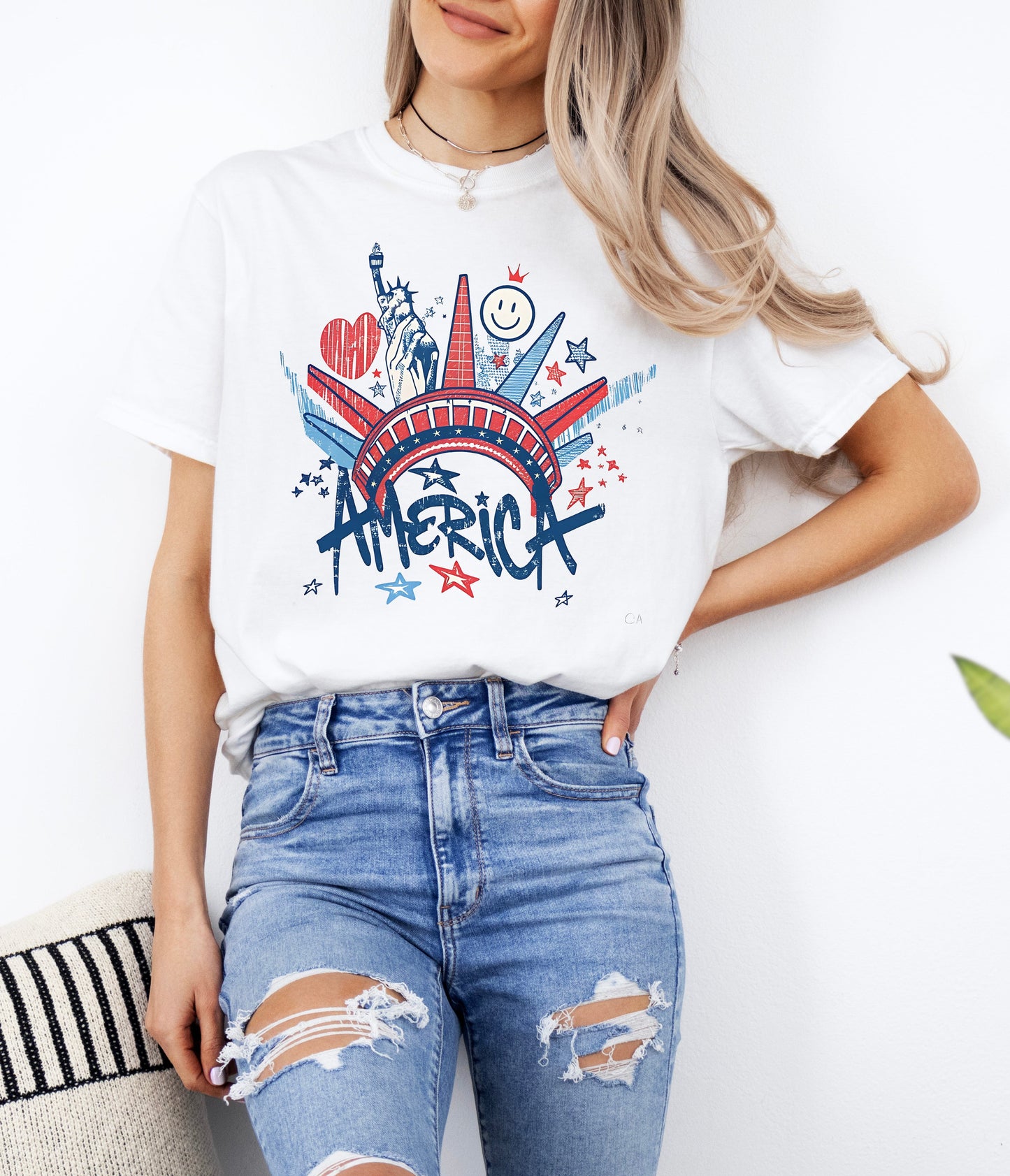 America Crown Graphic Tee