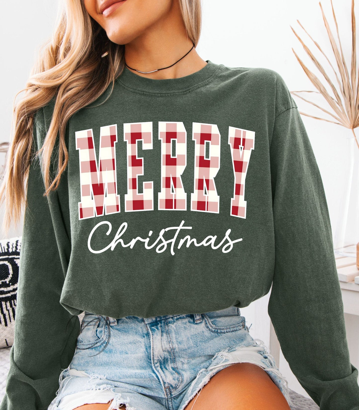 Holiday Cheer Plaid Long Sleeve Graphic Tee