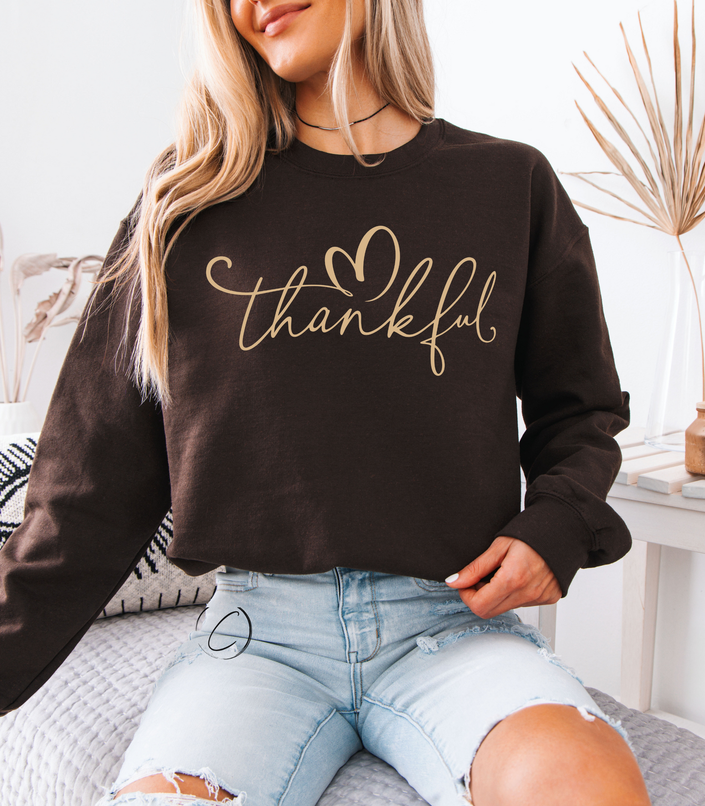 THANKFUL Heart Sweatshirt