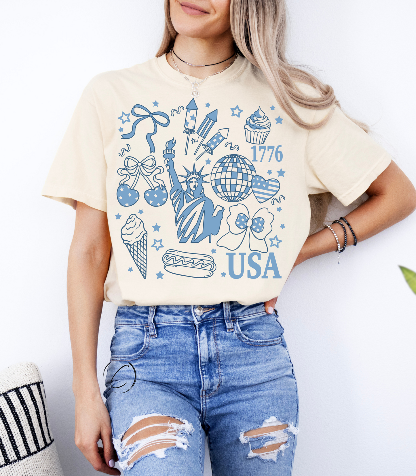Retro USA Graphic Tee