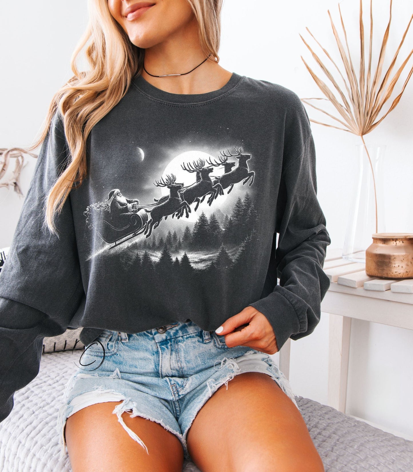 Vintage Retro Santa Sleigh Long Sleeve Graphic Tee