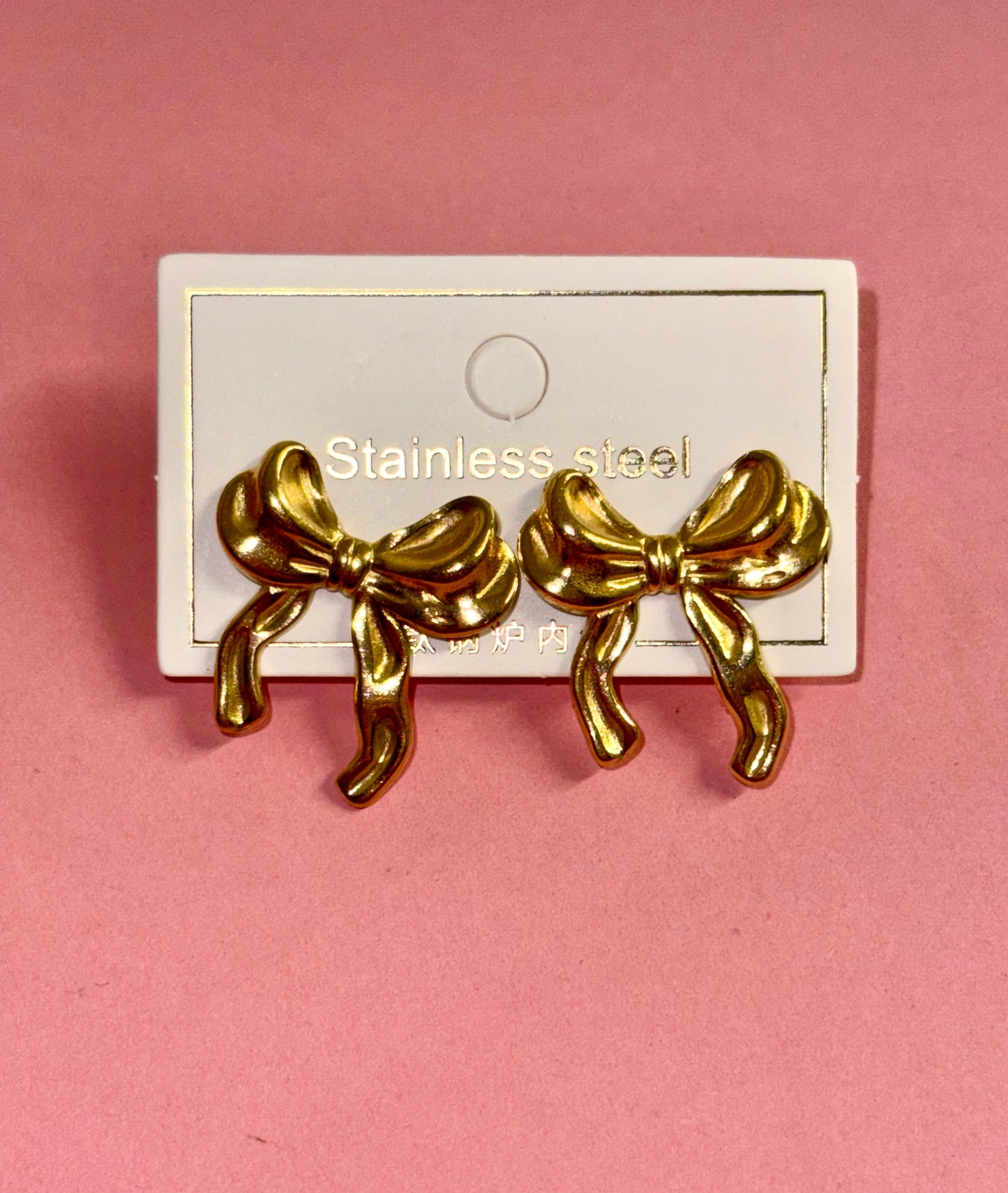 RTS Chunky Bow Earrings
