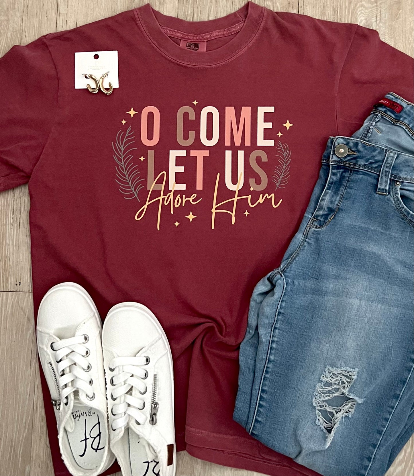 Let us Adore Him Tee