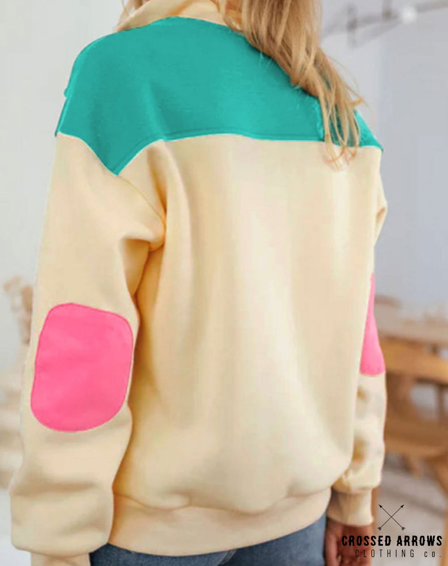 Color block patch sweatshirt