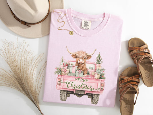 Merry Christmas Highland Cow Truck Graphic Tee