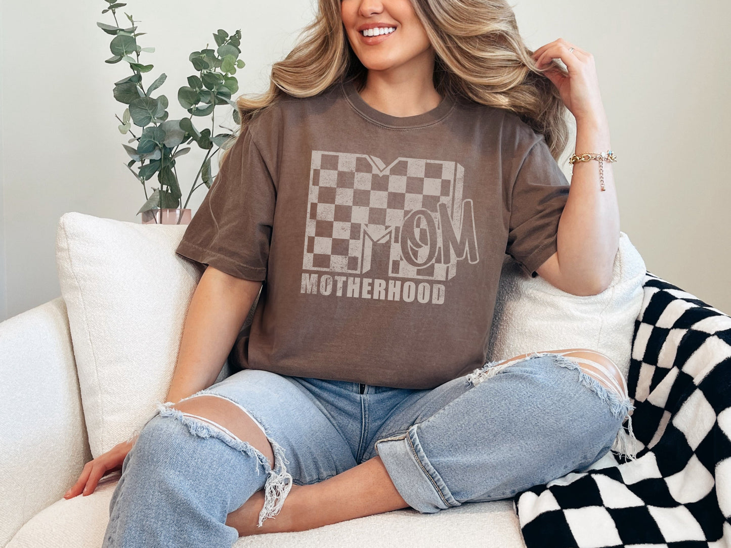 Retro Motherhood Mom Graphic Tee