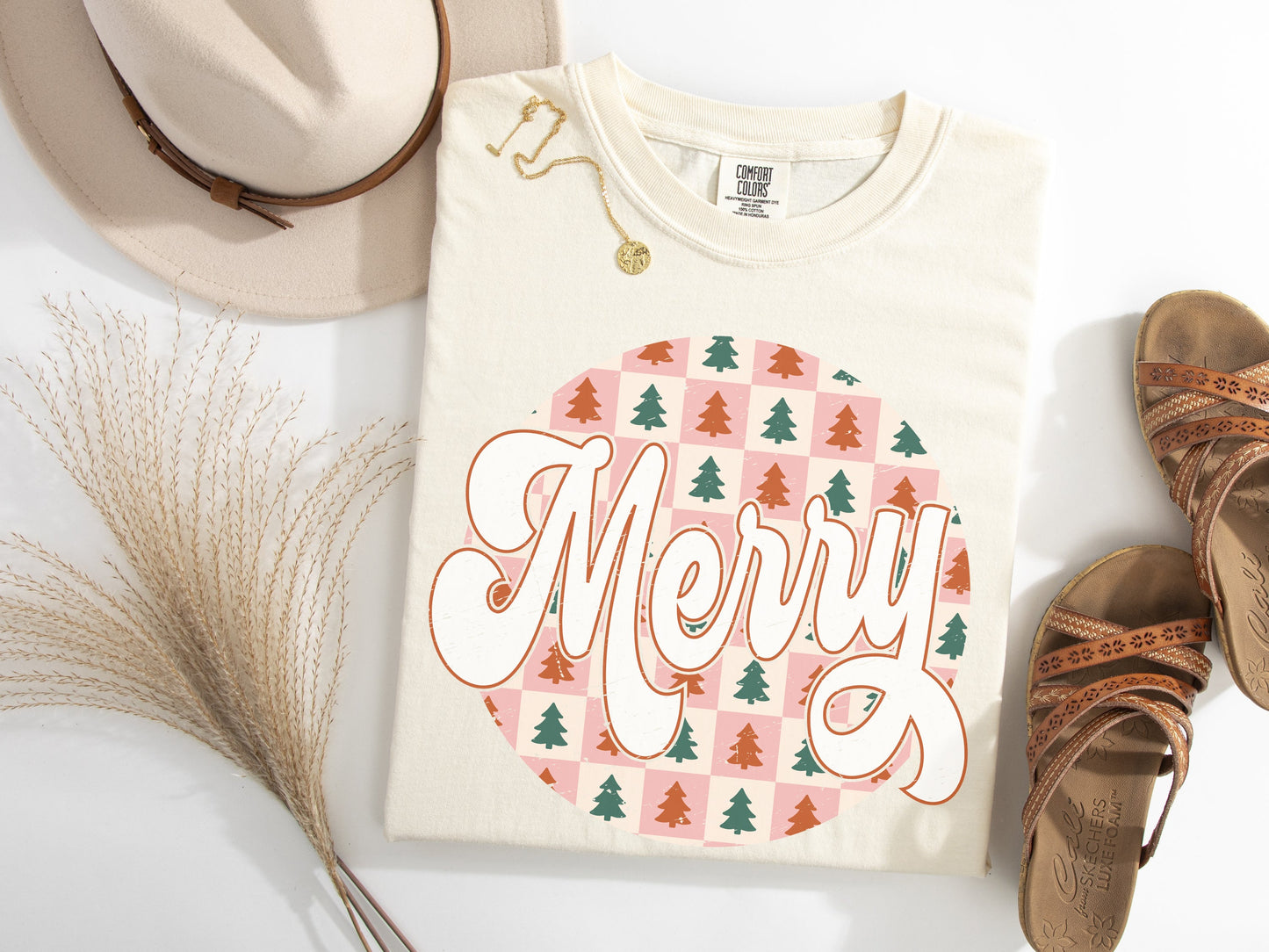 Retro Checkered Tree Merry Graphic Tee