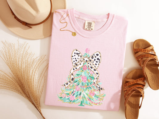 Spotted Coquette Bow Christmas Tree Graphic Tee