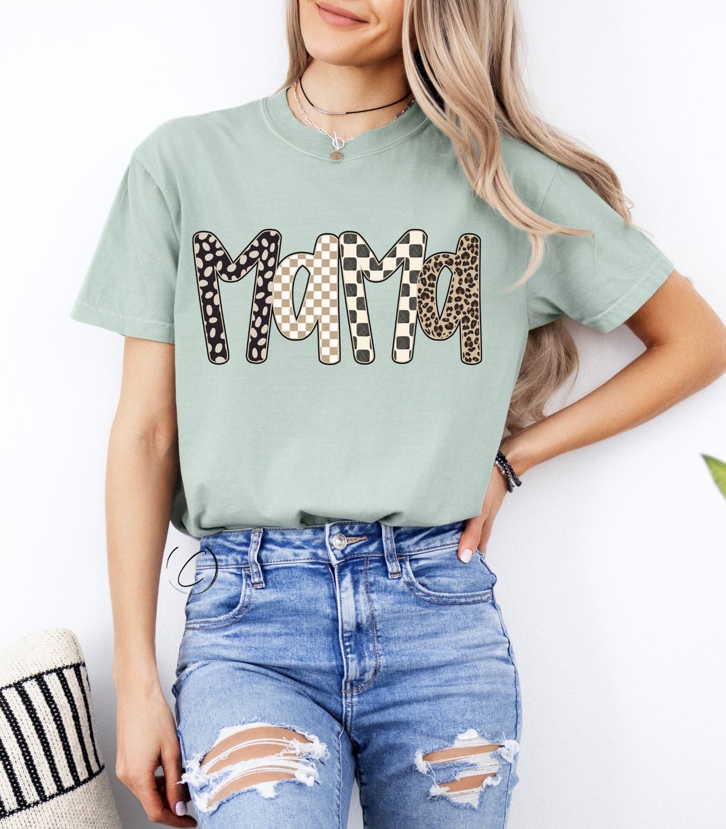 Mama Leopard Check Graphic Tee