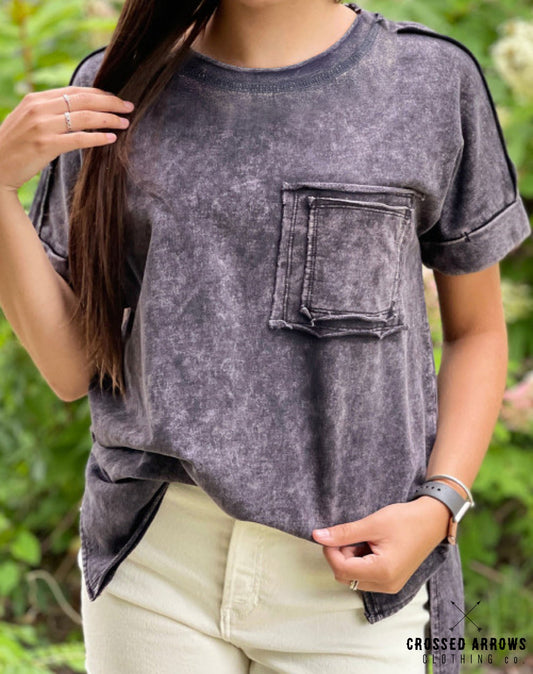 Grey mineral washed tee